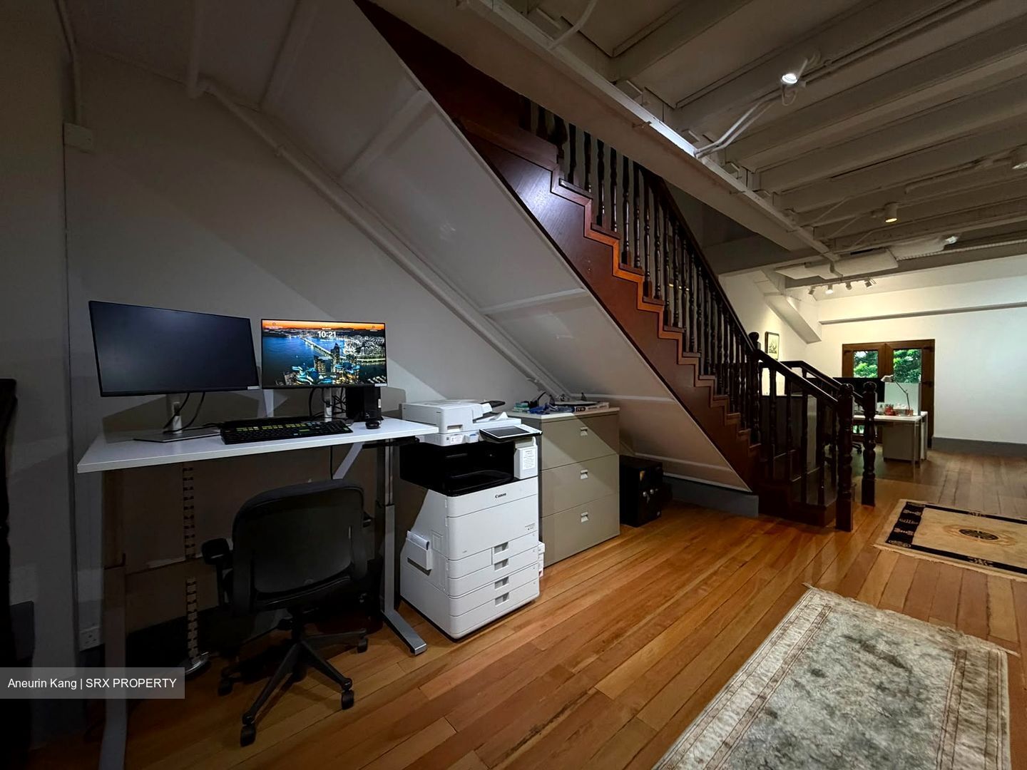 Capital Square (D1), Office #589886911